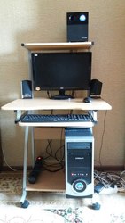 Продам б/у компьютер и комп.стол в отличном состоянии